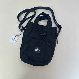 💖 New!! Alo Yoga Black Crossbody Handbag 💖